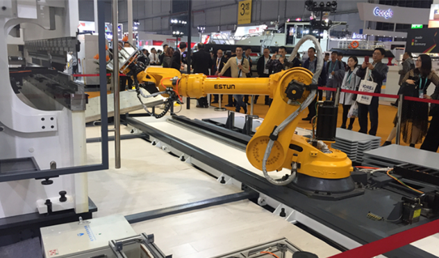 智能折彎單元，節(jié)省人力，可連續(xù)工作